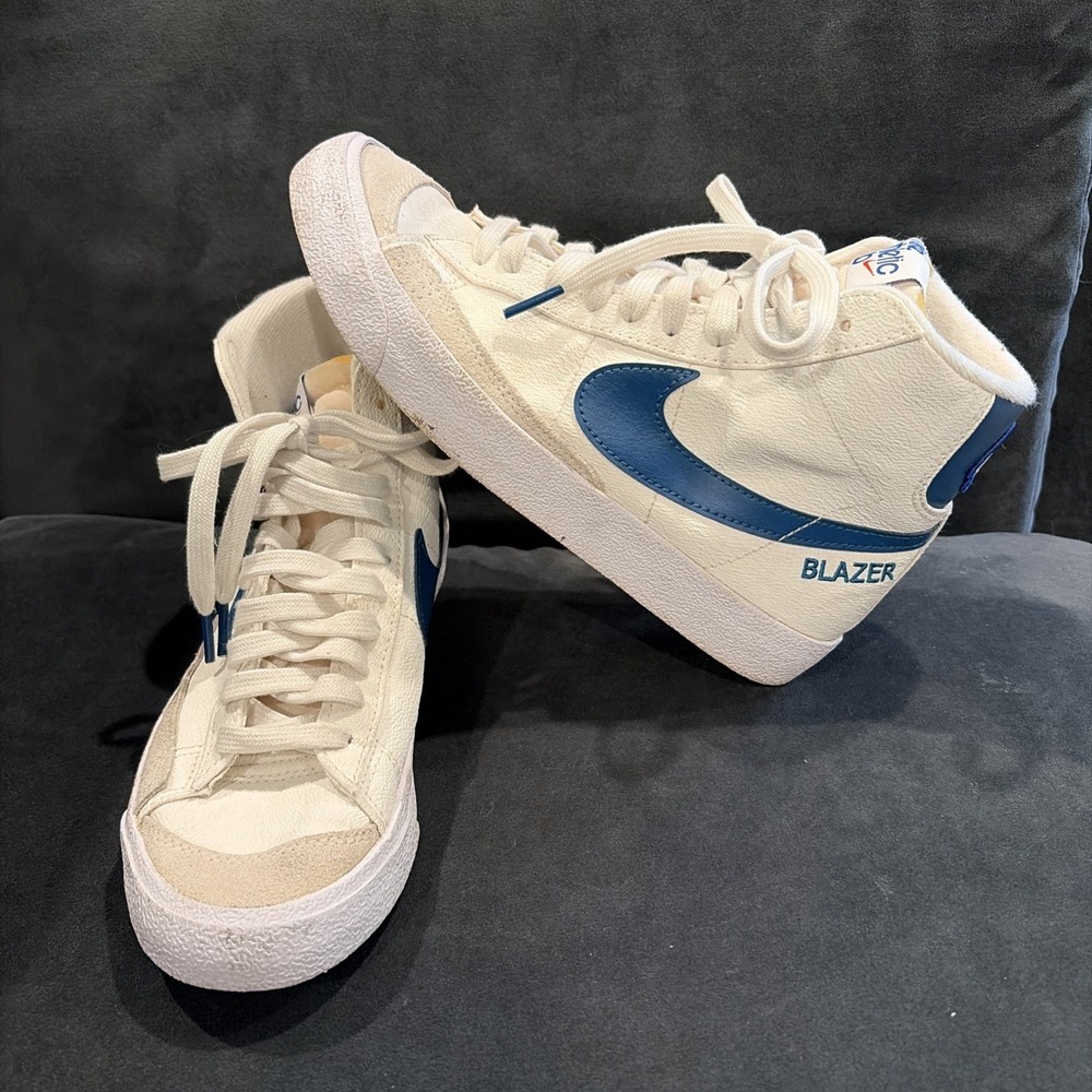 Nike Wmns Blazer Mid '77 Athletic Club White Marina DQ8596-100 Sz 7